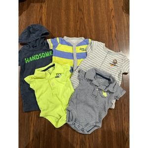 Lot of 5 Newborn Boys Onsies & Rompers